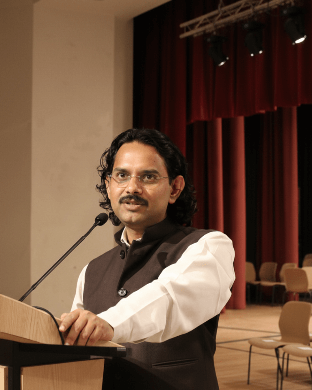 Prof. Dr. Avinash Dadhich